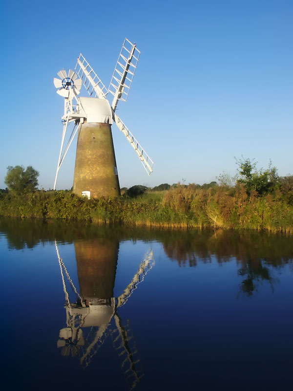 Turf Fen Windpump on the River Ant at How Hill
